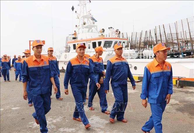 Vượt đêm tối cứu 52 thuyền viên gặp nạn tại khu vực quần đảo Hoàng Sa ảnh 3