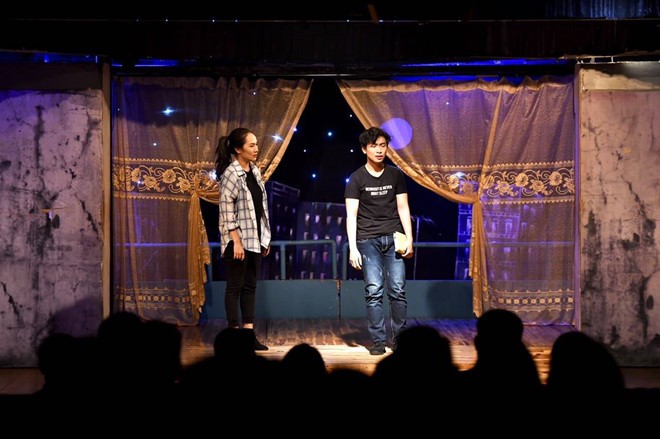 Đêm diễn cuối cùng đầy xúc cảm, Hồng Vân bật khóc ảnh 1