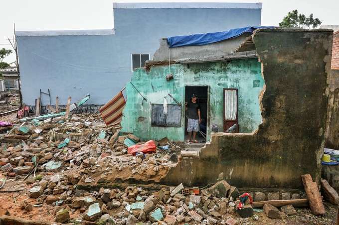 'Rốn lũ' Bình Định sau bão ảnh 4