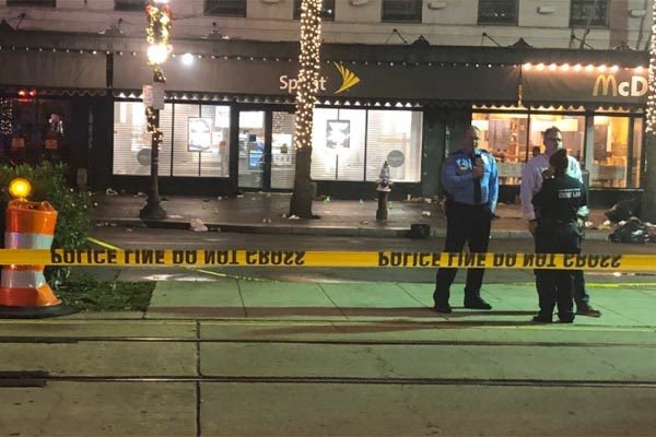 Xả súng tại khu du lịch dịp cuối tuần gây rúng động Mỹ ảnh 1