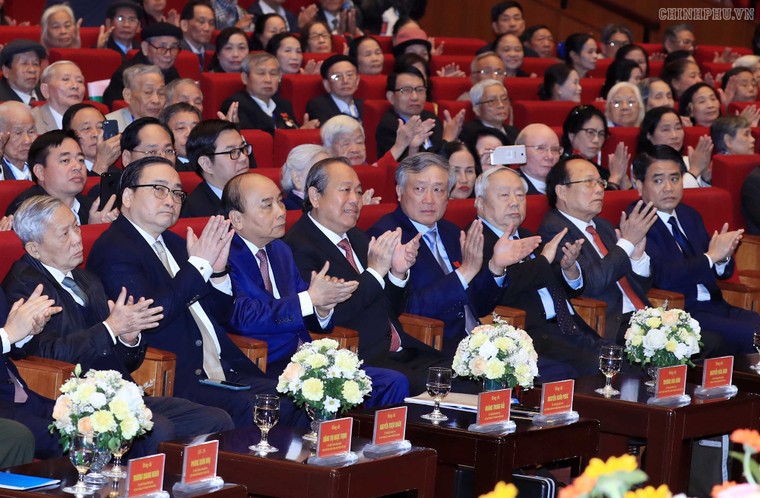 Gợi mở những bài học quý giá về chuẩn bị nguồn lực con người ảnh 2