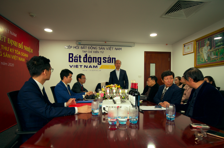 Bổ nhiệm Phó Tổng biên tập Tạp chí điện tử Bất động sản Việt Nam ảnh 1