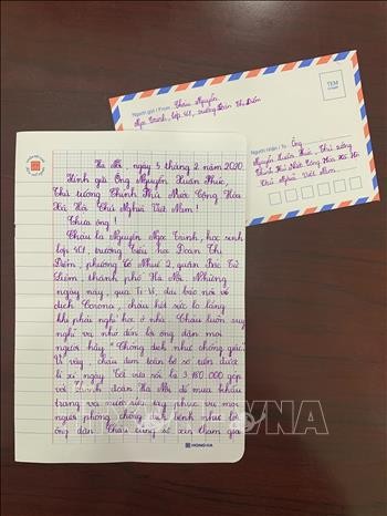 Bé gái lớp 4 gửi tiền mừng tuổi mua khẩu trang tặng người dân chống dịch ảnh 1