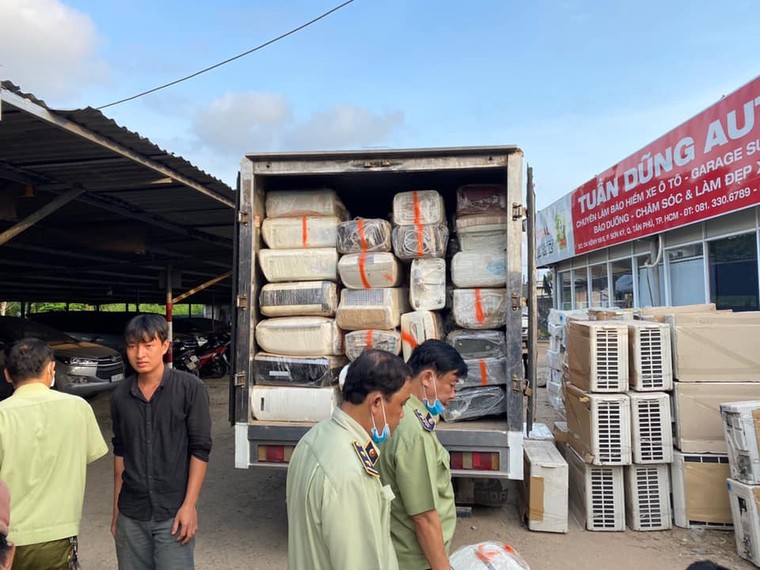 Bóc gỡ ổ nhóm chuyên trung chuyển mặt hàng điện lạnh nhập lậu từ biên giới Tây Nam ảnh 3