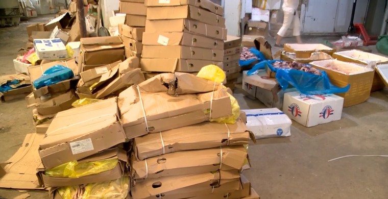 Nóng: Bắt giữ hơn 6 tấn thực phẩm đông lạnh nhập lậu tại Hà Nội ảnh 1