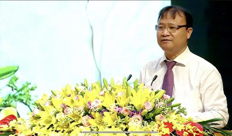 Thủ tướng cắt băng xuất hành đoàn xe vải thiều đi tiêu thụ ảnh 1