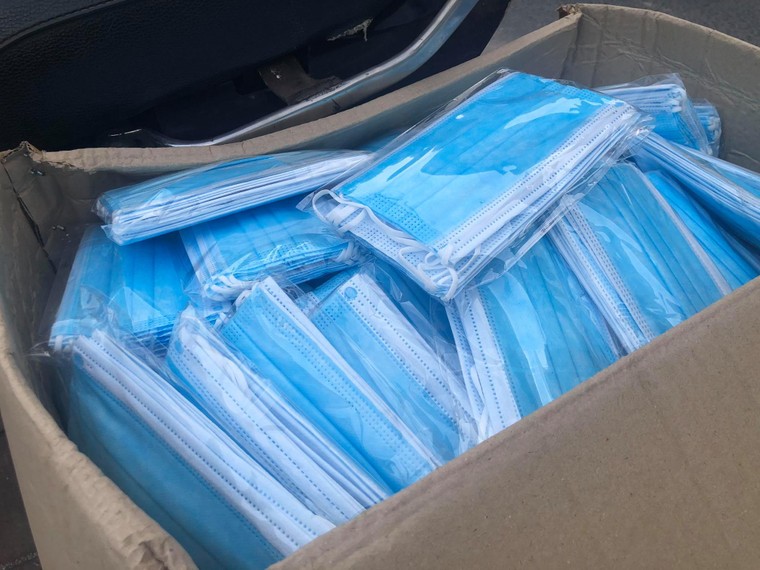 Hà Nội: Thu giữ gần 800.000 khẩu trang không rõ nguồn gốc ảnh 4