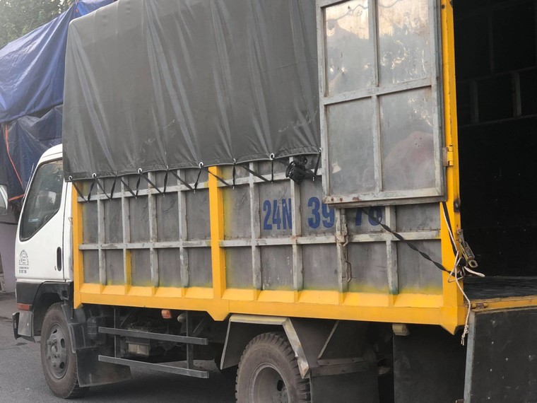 Hà Nội: Thu giữ gần 800.000 khẩu trang không rõ nguồn gốc ảnh 5