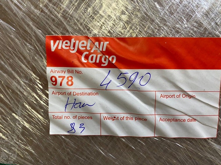 Hà Nội: Thu giữ hơn 137.000 đơn vị thuốc tân dược nhập lậu qua đường hàng không ảnh 3