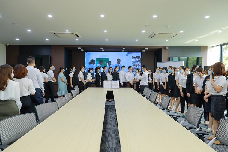 Tập đoàn Hưng Thịnh ủng hộ gần 5,3 tỷ đồng hỗ trợ đồng bào vùng lũ miền Trung ảnh 1