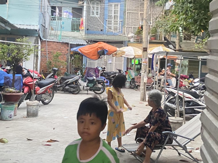 Sống nơi cửa mả - Bài 3: Xóm Gò Mả không còn mả, người ngụ cư vẫn chật vật qua ngày ảnh 2