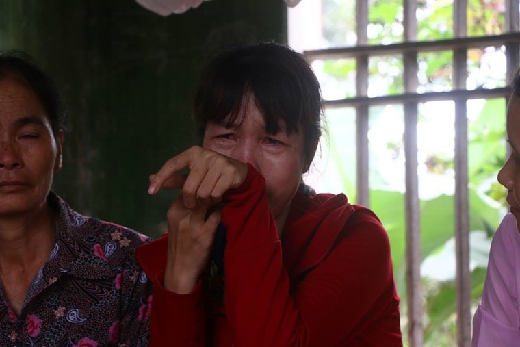 Nữ sinh bị bạn đánh hội đồng, lột quần áo ở Hưng Yên đã đi học trở lại ảnh 2