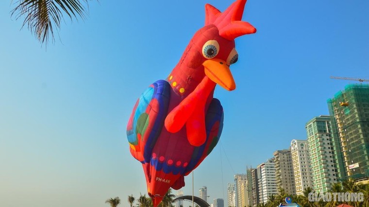 “Thỏa sức lên trời” cùng Lễ hội khinh khí cầu quốc tế Đà Nẵng ảnh 3