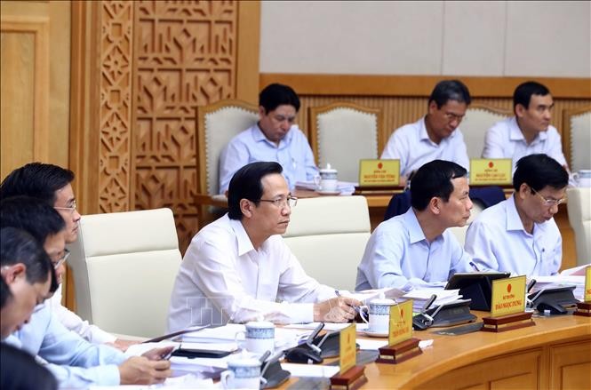 Thủ tướng: Thanh tra về việc điều chỉnh giá, phương pháp tính giá điện và công khai cho toàn dân ảnh 4