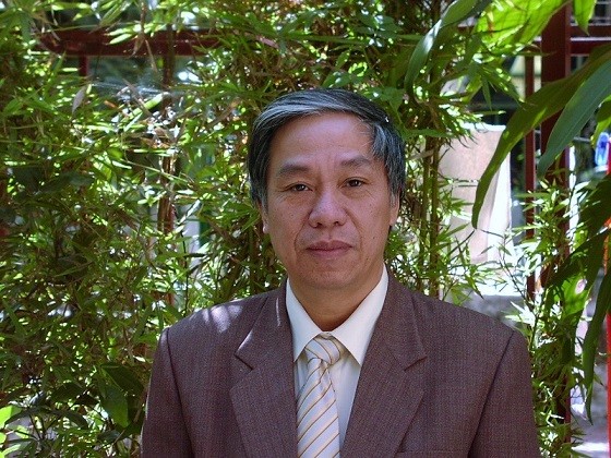 Sách giáo khoa điện tử: Tại sao không ? ảnh 1