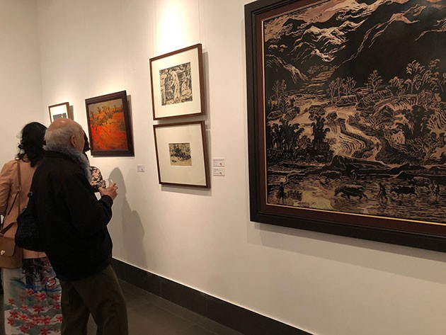 Triển lãm 'Mùa xuân vĩnh viễn' ảnh 1