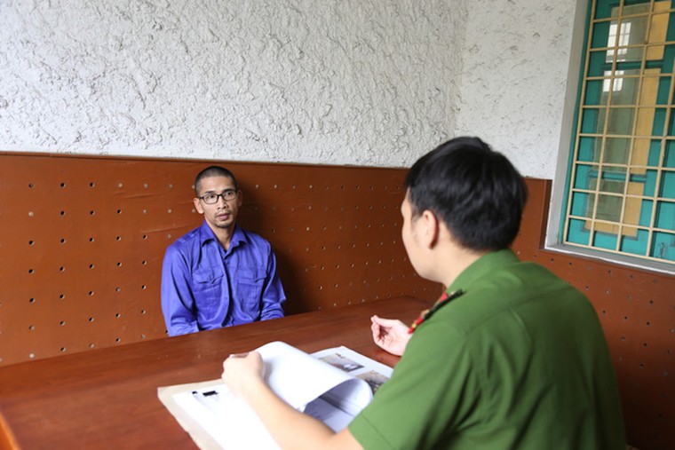 Nhóm người Trung Quốc móc nối với người Việt dùng thẻ ngân hàng giả rút 300.000 USD ảnh 3