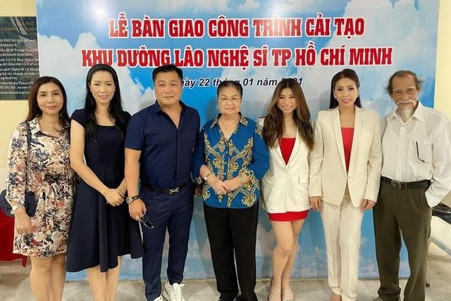 Lý Hùng, Lý Hương bật khóc khi hoàn thành di nguyện của cố NSND Lý Huỳnh ảnh 1