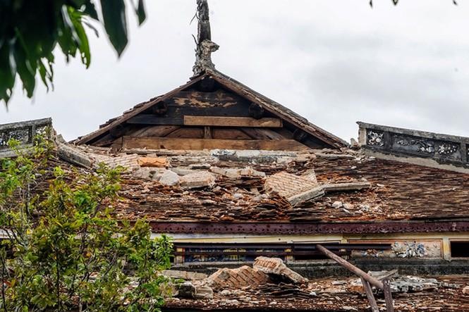 Trùng tu nguyên trạng ngôi điện ‘đặc biệt’ nhất xứ Huế ảnh 4