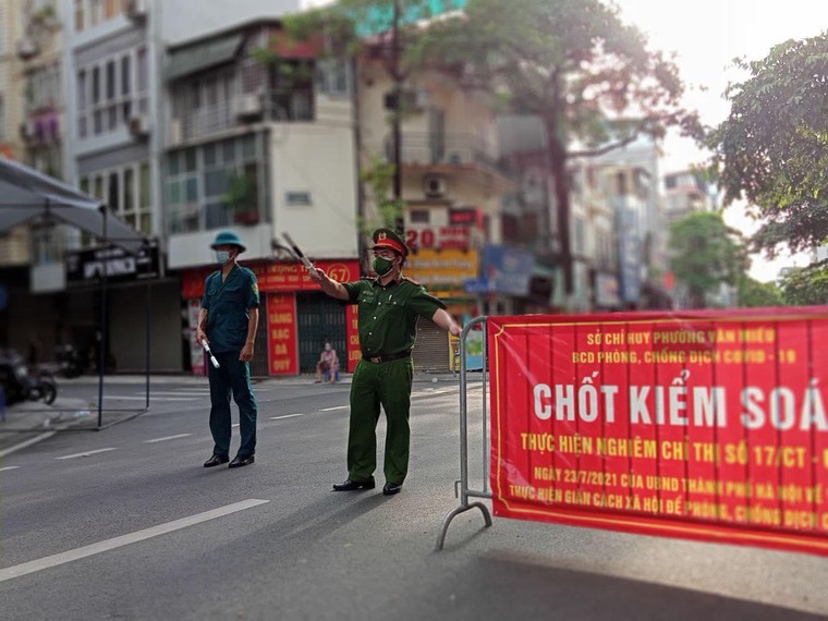Chuyện ghi nơi chốt kiểm soát phòng chống dịch COVID-19 ảnh 5