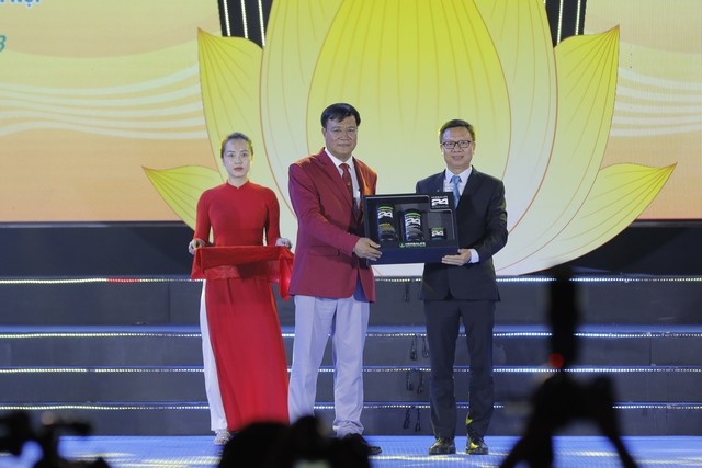 Herbalife đồng hành cùng Lễ xuất quân Đoàn Thể Thao Việt Nam tham dự SEA Games 32 ảnh 2