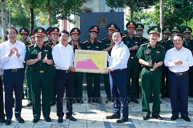 Phó Thủ tướng Chính phủ Trần Hồng Hà thăm, làm việc tại Lào Cai ảnh 1