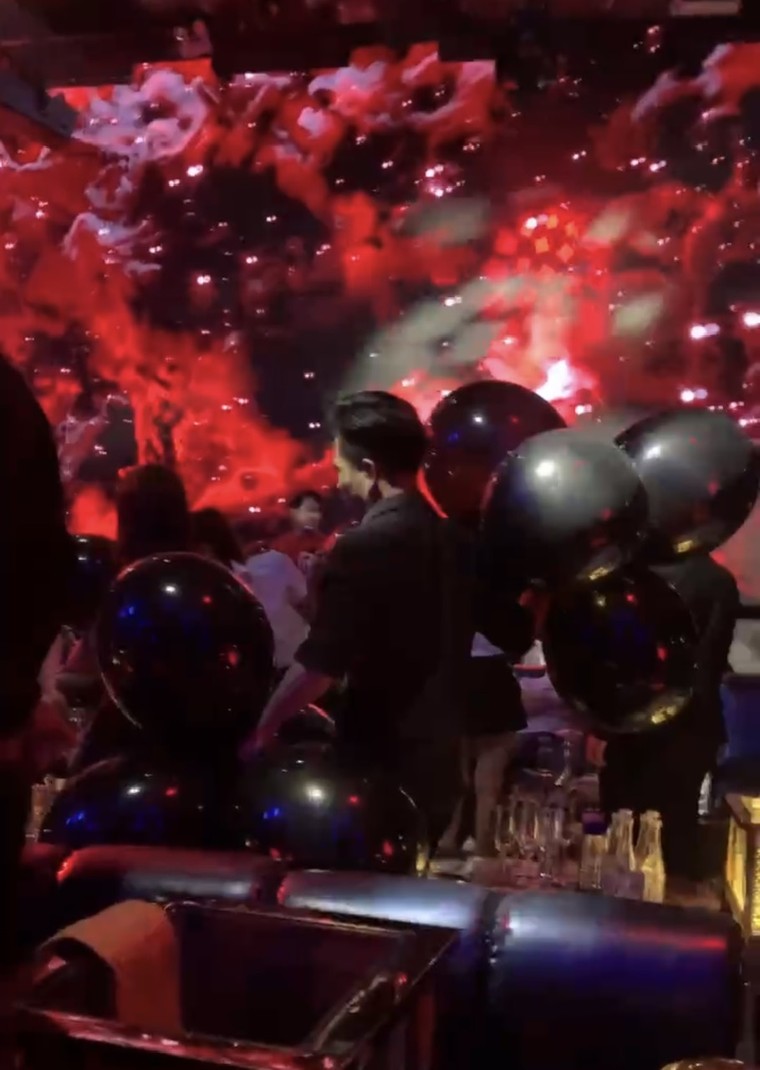 Quận Hoàn Kiếm: Phát hiện và xử lý nghiêm nhiều cơ sở kinh doanh 'bóng cười' trái phép ảnh 1