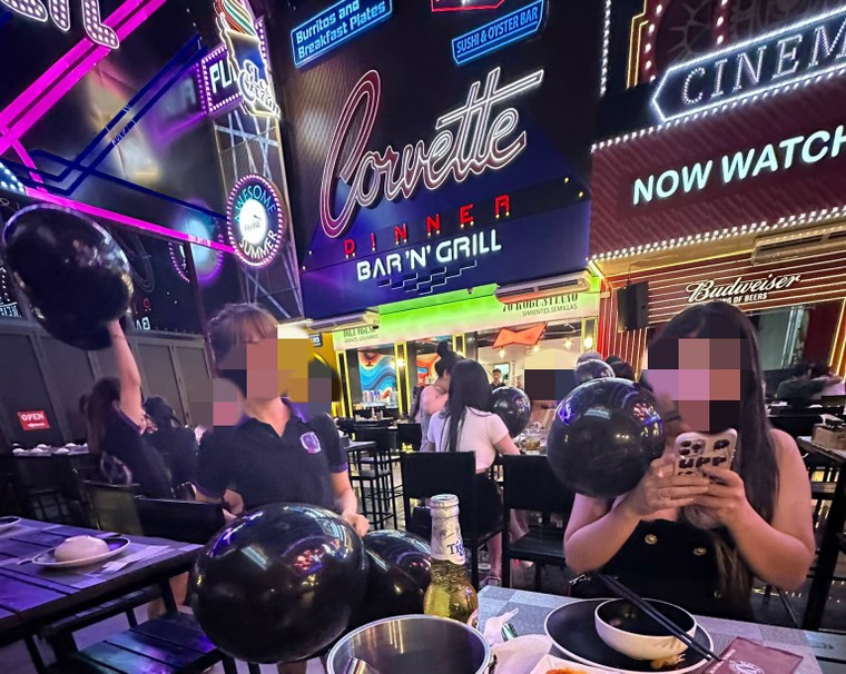 Hà Nội: Quyết liệt xử lý các cơ sở núp bóng hàng quán để kinh doanh 'bóng cười' ảnh 3