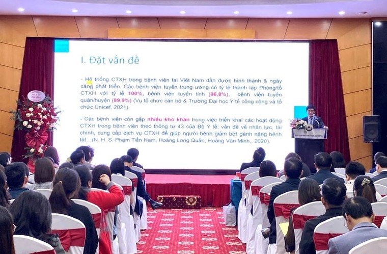 Công tác xã hội mang đến cơ hội tiếp cận dịch vụ y tế tốt hơn cho người bệnh ảnh 1