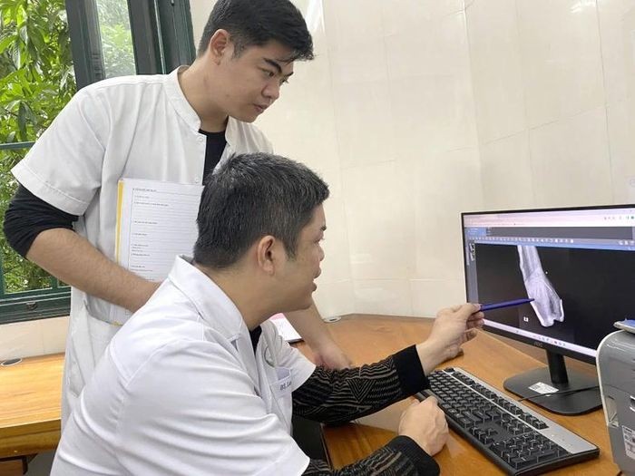 Dịp cận Tết Nguyên đán: Tai nạn do pháo nổ hầu hết ở độ tuổi thanh, thiếu niên ảnh 1