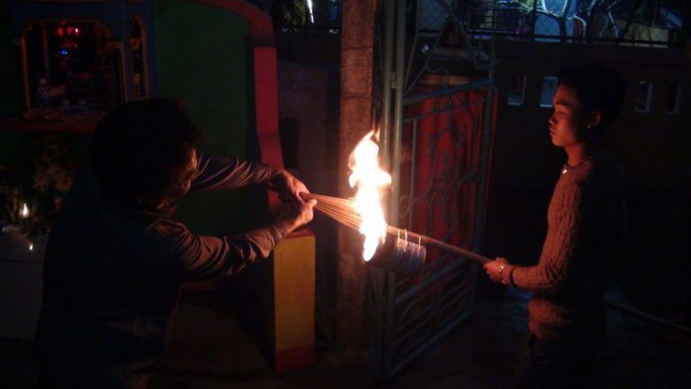 Quảng Bình: Độc đáo tục lấy lửa đêm 30 Tết ở làng bích họa Cảnh Dương ảnh 5