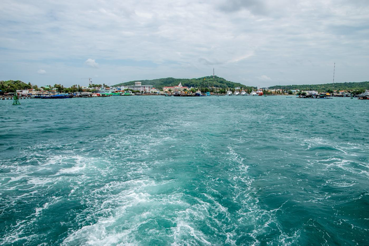 Mách bạn cách “đi khắp” Phú Quốc với chi phí từ 1,5 triệu đồng/người ảnh 1