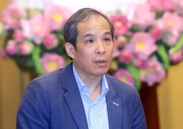 Bổ sung các biện pháp áp dụng khi ngân hàng bị rút tiền hàng loạt ảnh 1