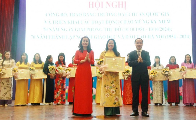 Hà Nội: Thêm 167 trường học được công nhận đạt chuẩn quốc gia ảnh 1