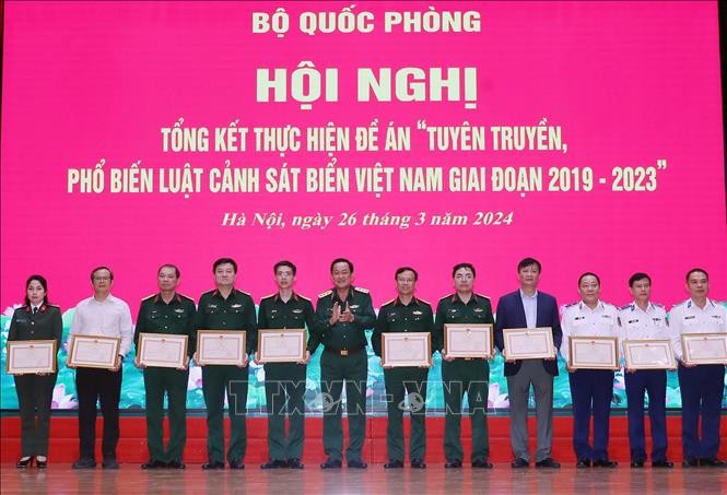 Tạo chuyển biến trong bảo vệ chủ quyền, trật tự an toàn trên biển ảnh 1