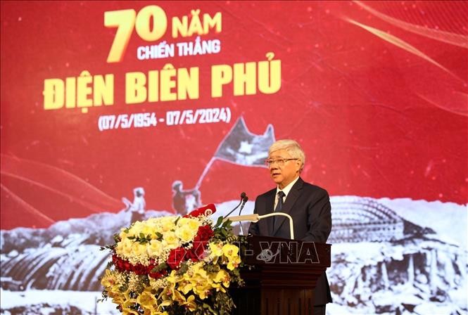 Tri ân chiến sỹ, thanh niên xung phong tham gia Chiến dịch Điện Biên Phủ ảnh 1