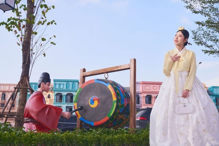 Top những điểm check-in đẹp “quên lối về” tại phố Hàn K-Town ảnh 2