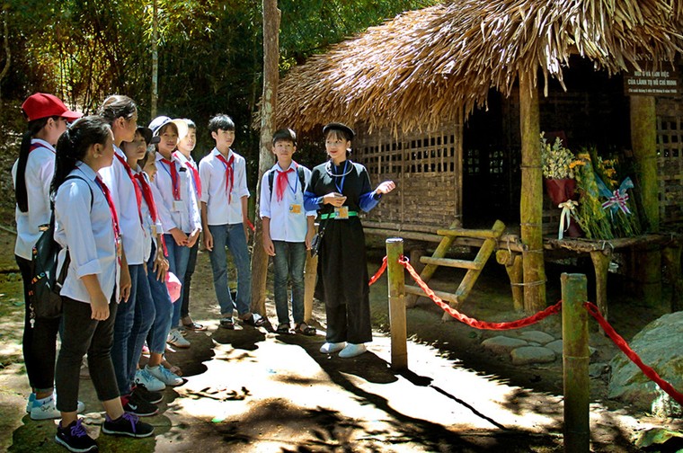 Bảo tồn, phát huy giá trị các loại hình nghệ thuật Việt Bắc ảnh 1