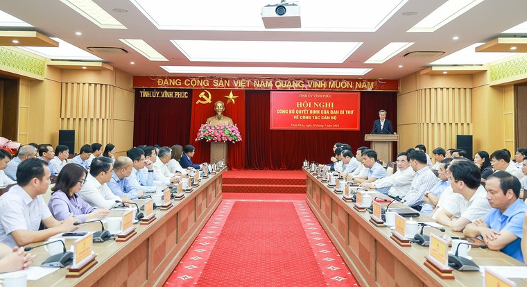 Ban Bí thư điều động, chỉ định Thứ trưởng giữ chức Phó Bí thư Tỉnh ủy ảnh 1