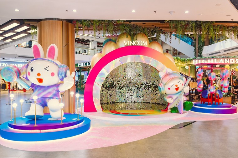 Vincom khởi động lễ hội trung thu 2024 "Moon Malliday – tùng dinh dinh, linh đình phá cỗ" ảnh 5