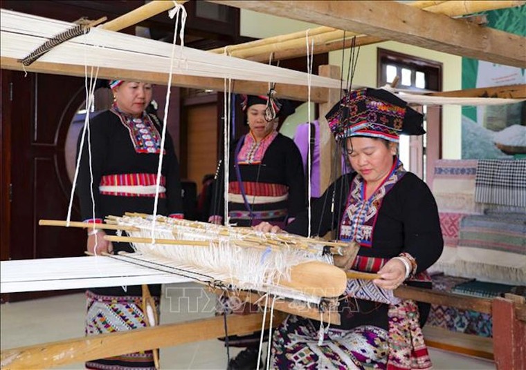 Đồng bào Lào ở Điện Biên tự hào có 3 di sản văn hóa cấp quốc gia ảnh 1