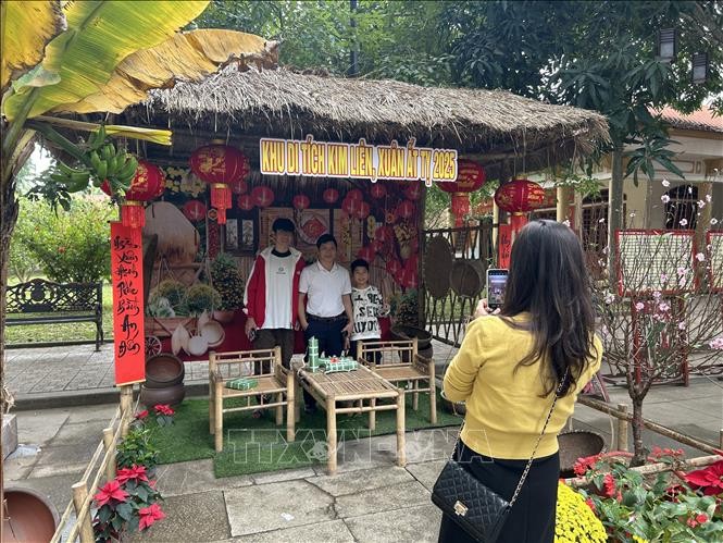 Xứ Nghệ khởi sắc du lịch đầu Xuân ảnh 1