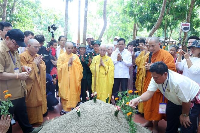 Đặc sắc Tết Bunpimay - Lào 2025 tại Đắk Lắk ảnh 1