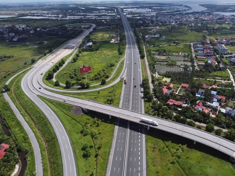 Chính sách giãn xây kích hoạt dòng tiền đầu tư dài hạn tại khu vực đang “thay da đổi thịt” của Hải Phòng ảnh 2