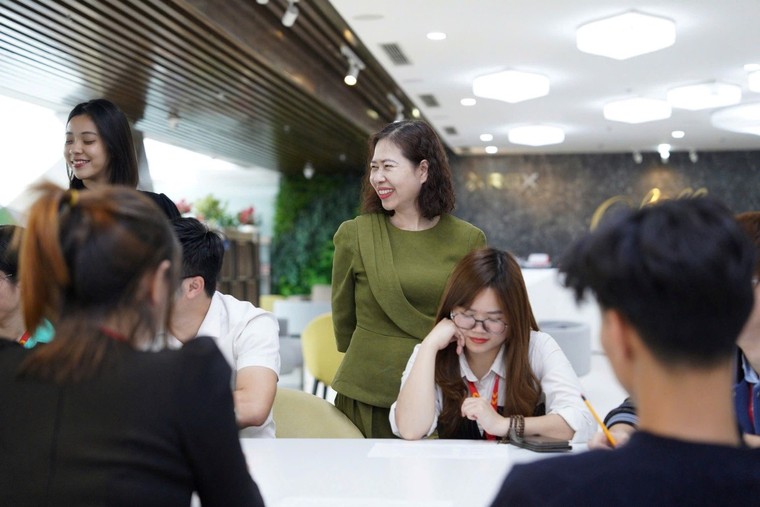 ROXMei 2025: Khi thương hiệu truyền cảm hứng sống đẹp và chất tới cán bộ nhân viên ảnh 1