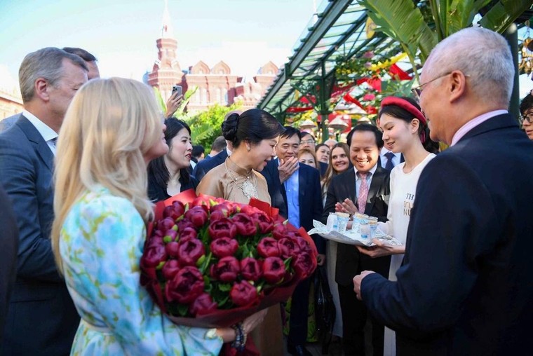 Phu nhân Ngô Phương Ly: Văn hóa là cầu nối bền vững Việt - Nga ảnh 4
