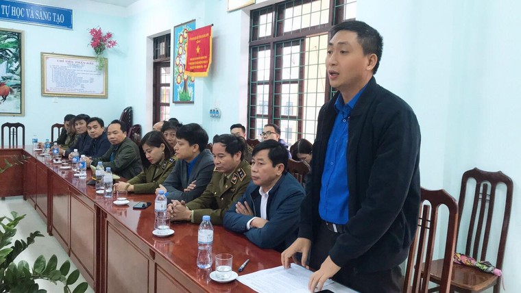 Chương trình 'Hướng về miền Trung ruột thịt': Sẻ chia yêu thương nơi vùng lũ Quảng Bình ảnh 4