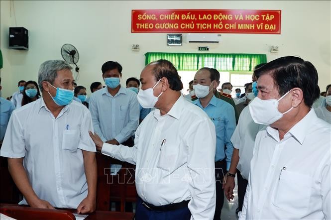 Chủ tịch nước tiếp xúc cử tri tại huyện Củ Chi và Hóc Môn, TP Hồ Chí Minh ảnh 6