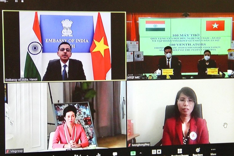 Trao tặng 100 máy thở cho nhân dân Ấn Độ ảnh 2