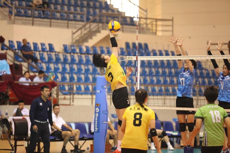 Bi hài quanh chuyện tuyển chọn nhân sự bóng chuyền ảnh 1